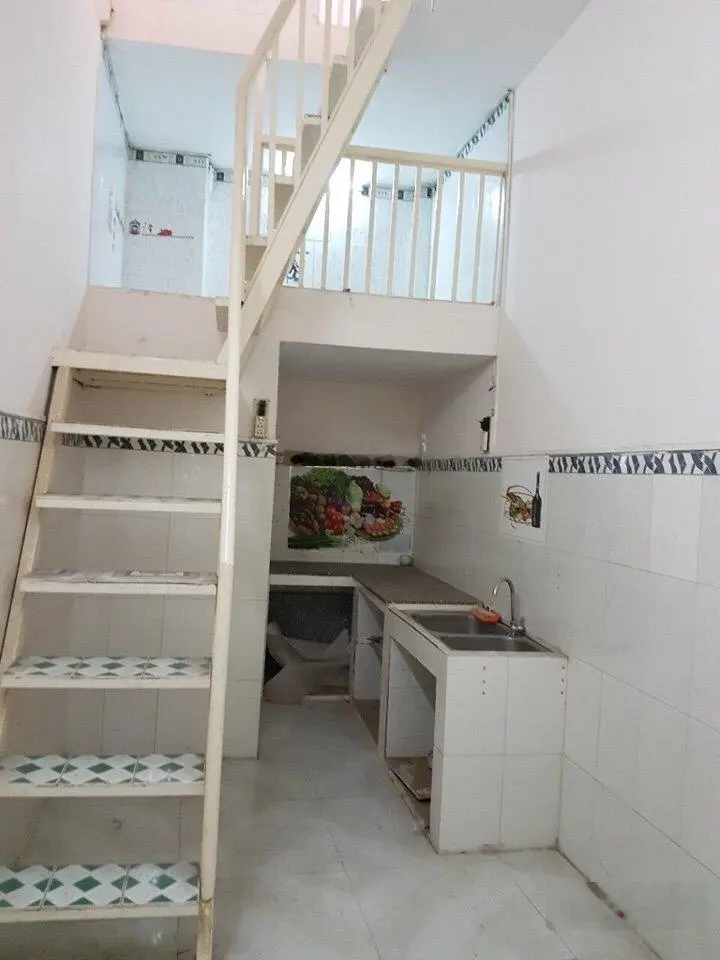 Chính chủ nghộp tiền bán rẻ dãy trọ thu nhập 17tr/tháng mặt tiền hẻm ngay khu chế xuất Tân Thuận