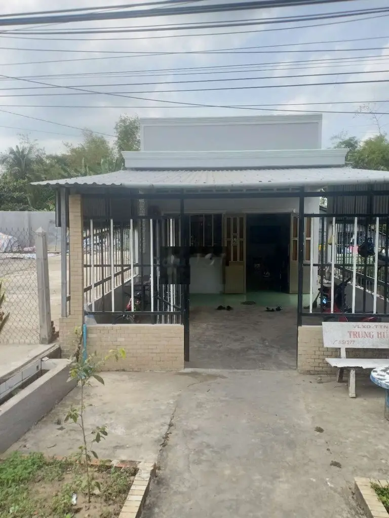Nhà cần bán gấp, giảm giá 200tr