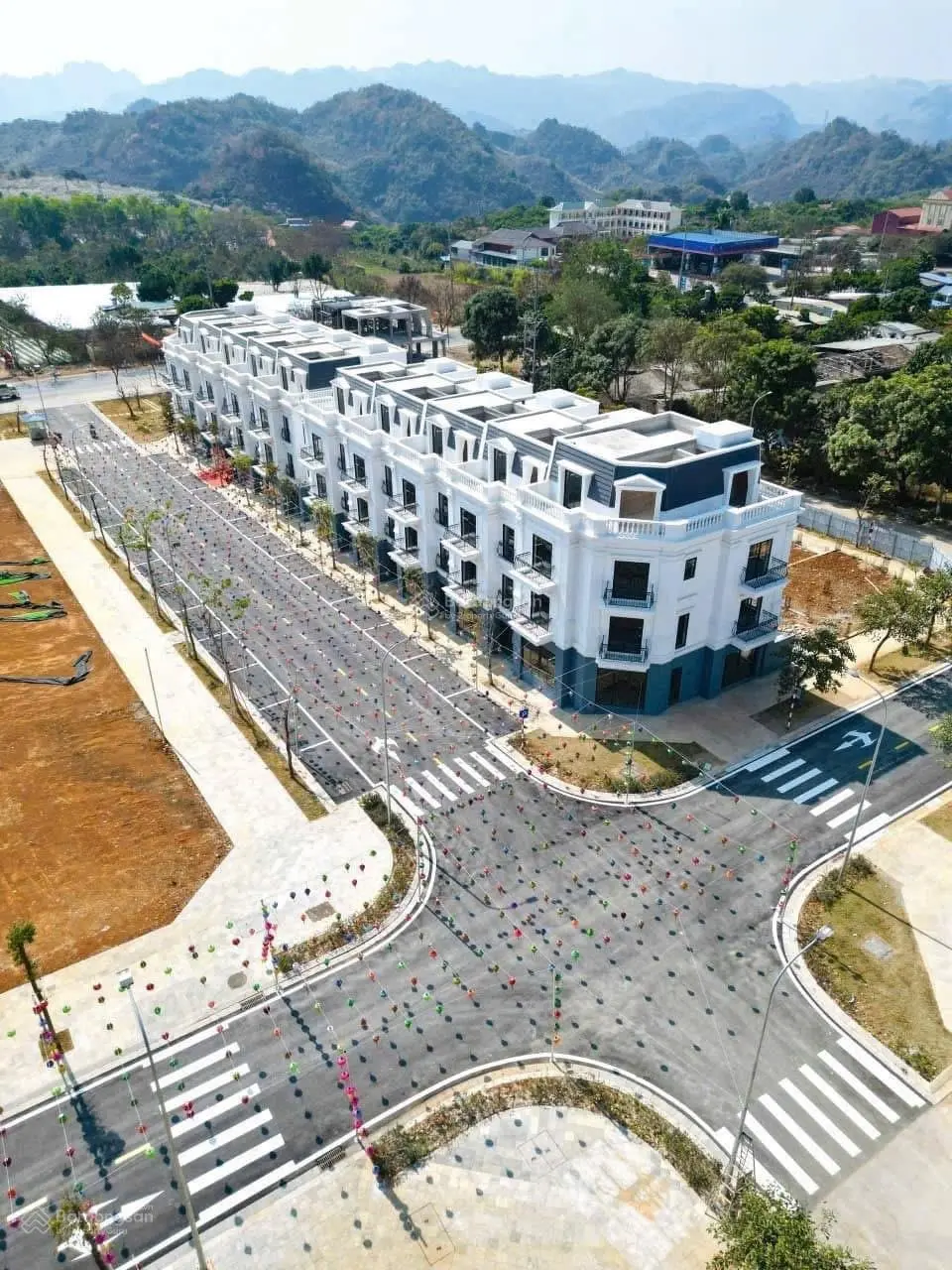 TỔNG KHO Shophouse & Biệt Thự DỰ ÁN : Tổ Hợp Khách Sạn , Nhà Ở Và Chợ Du Lịch Mộc Châu - Sơn L
