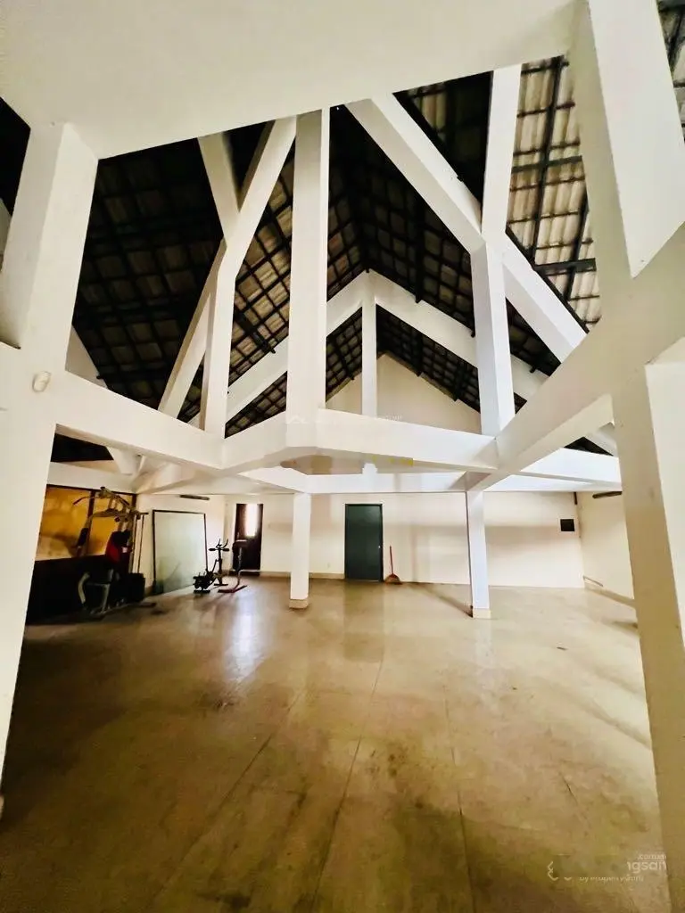 Biệt thự siêu sang - 968m2 - 4 tầng - ngang 18 - Đ. Phạm Thế Hiển phường 7 - quận 8 - giá 38tỷ (TL)