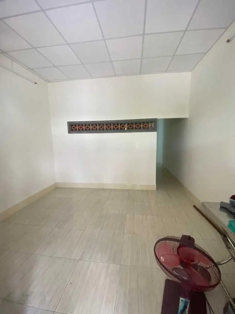 Nhà bán hẻm xe hơi, quận Bình Tân 40m2 - chỉ 2,6 tỷ