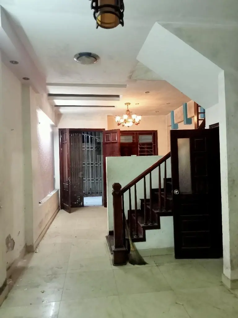Chính chủ bán nhà Lê Thanh Nghị 42m2 5 tầng MT 4,1m giá 7,2 tỷ 1 nhà ra phố