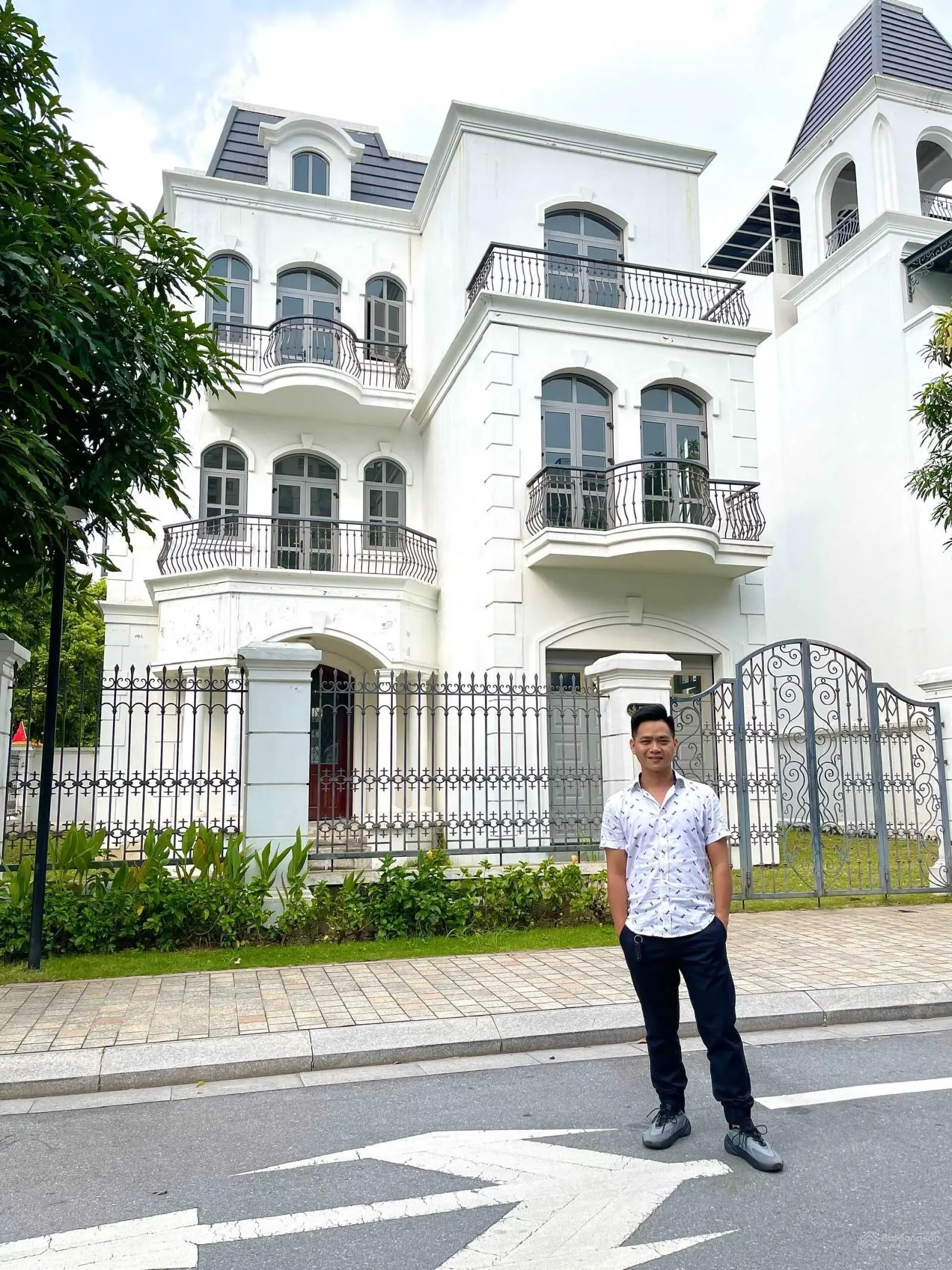 9x Tỷ biệt thự đơn lập góc 350m2 Phong Lan - Vinhomes The Harmony - Thô