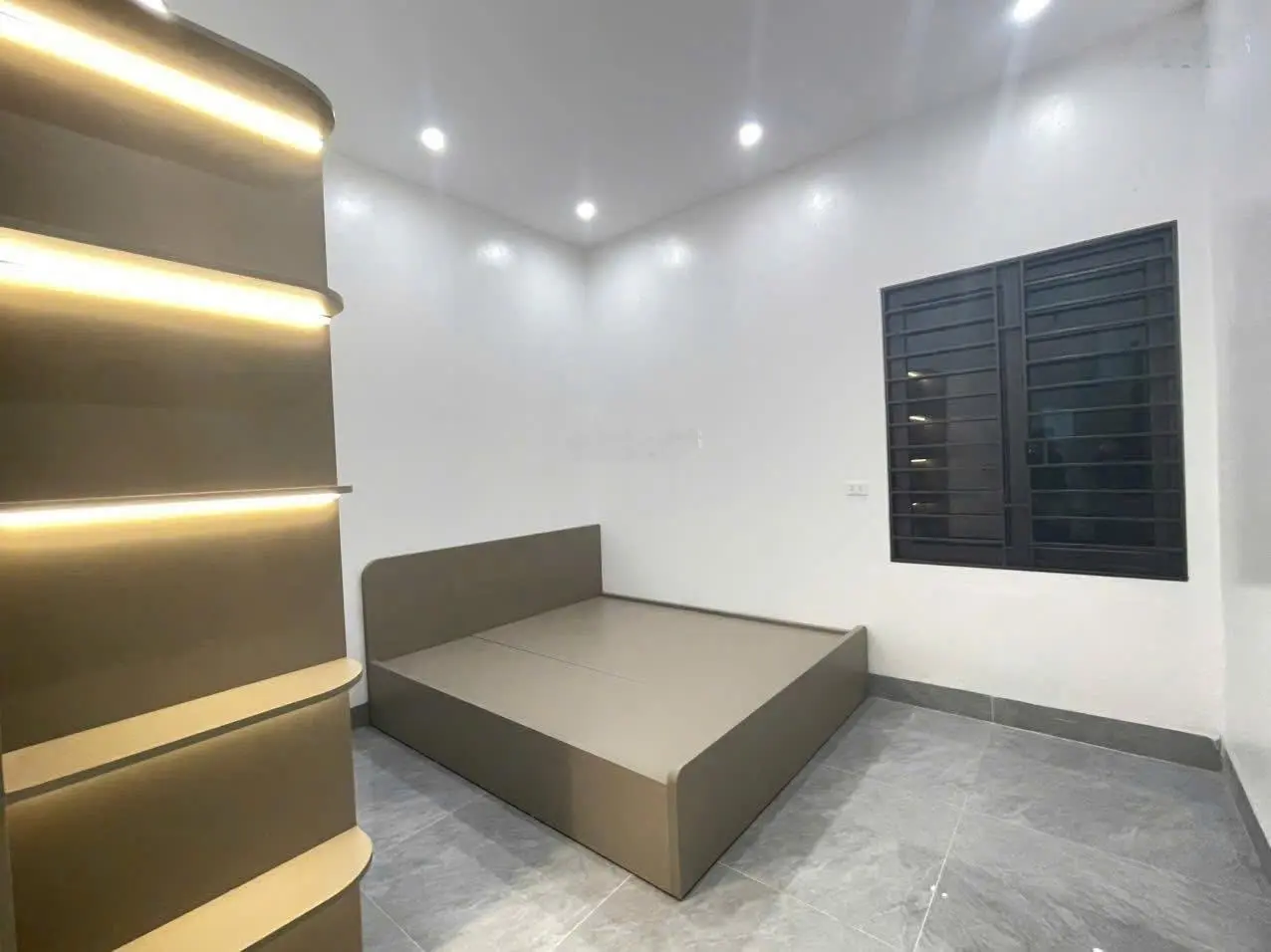 Nhà mới Thuận An ngay bệnh viện Colombia chỉ 1 tỷ 890, sổ hồng riêng , nội thất cơ bản vào ở ngay