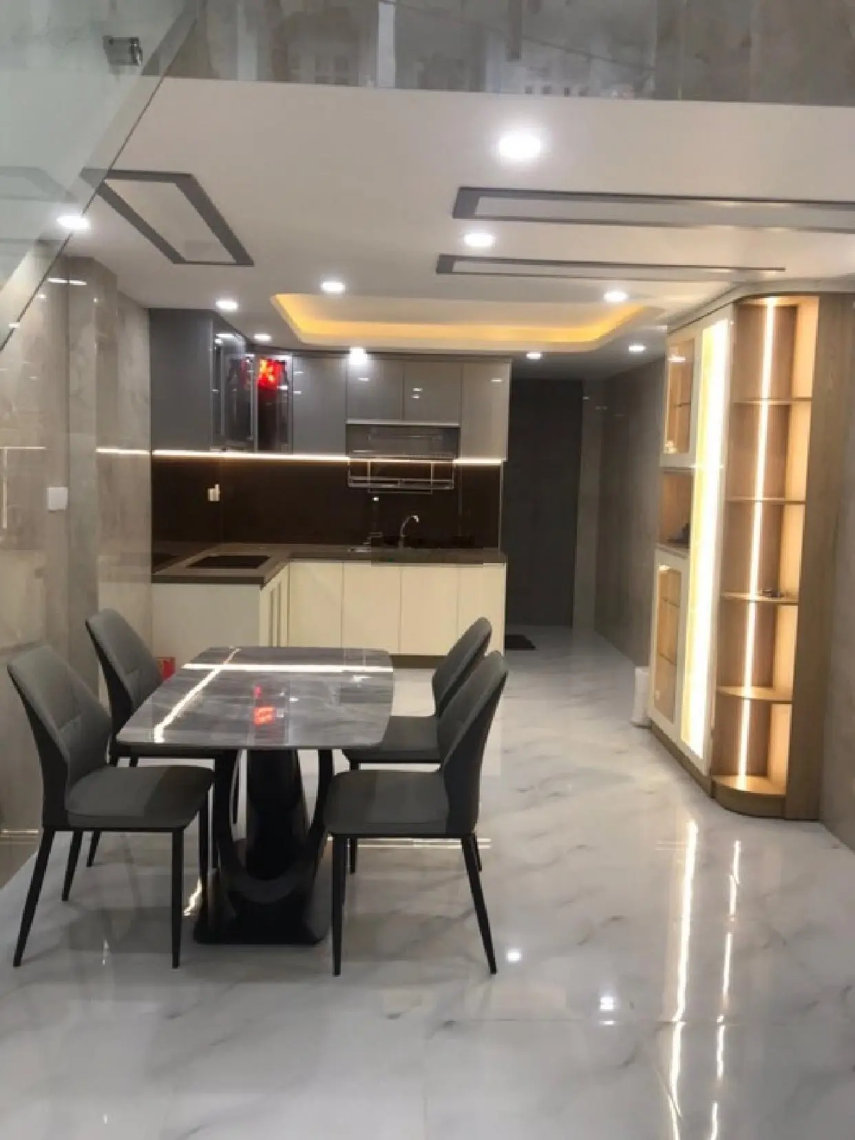 Cần bán trước Tết - nhà đẹp 5 tầng Quang Trung P.8 - DT 38m2 (3.5x11.6m) - hẻm xe hơi - chỉ 6.3 tỷ