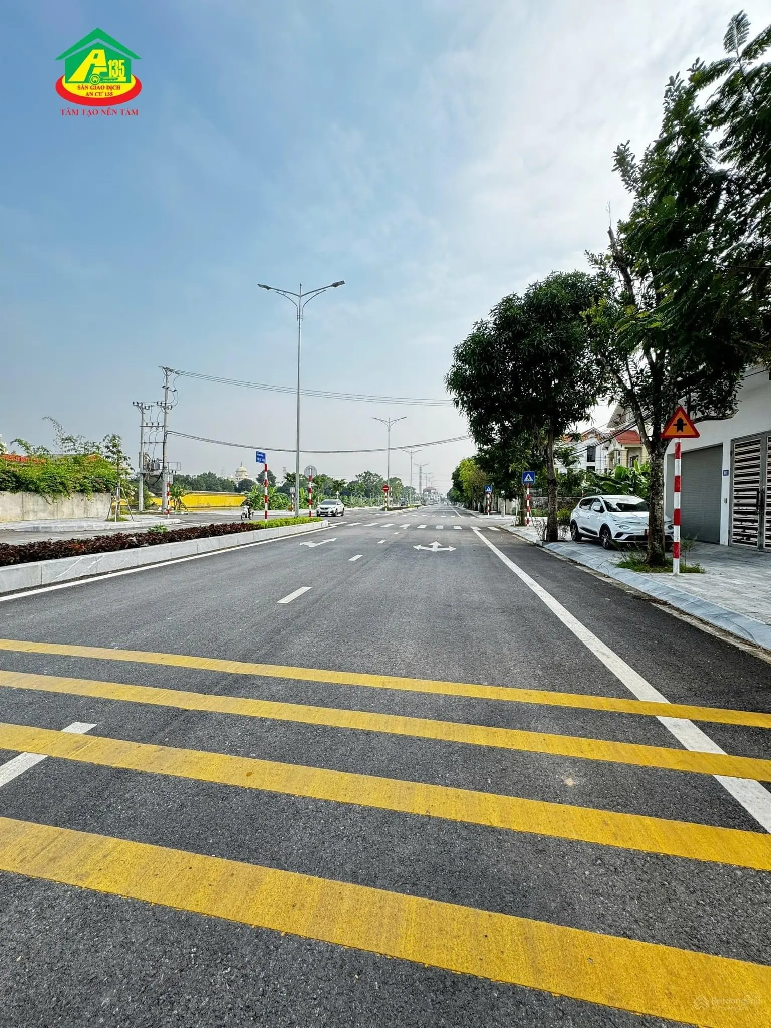 Bán đất mặt đường Tôn Đức Thắng quảng trường 2 P Ninh Khánh, 0972 018 ***