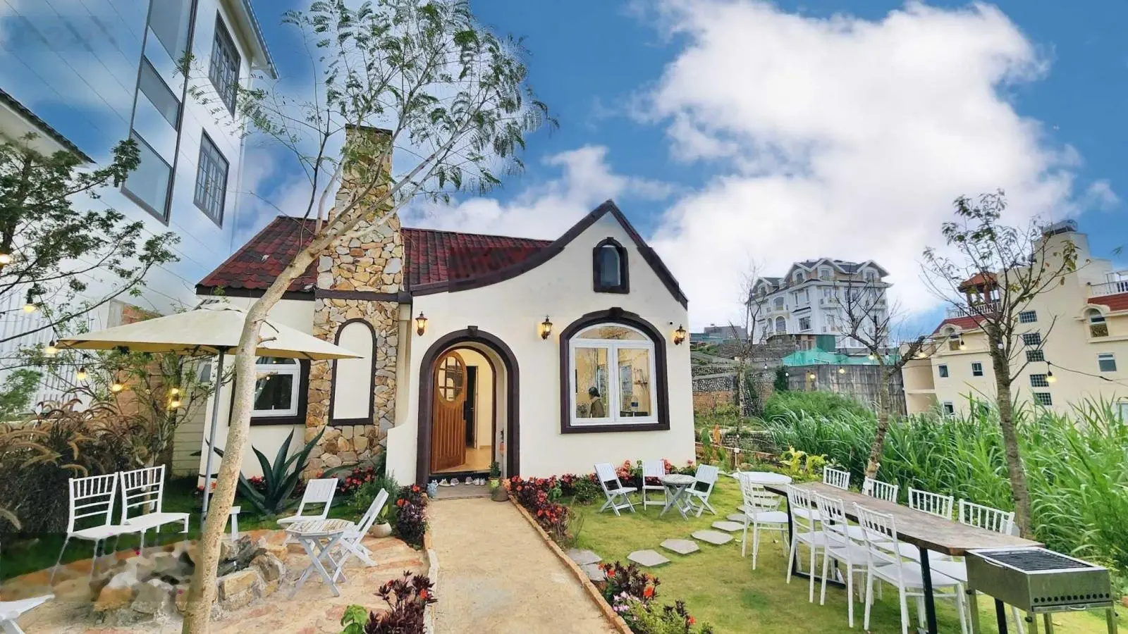 Villa mini sân vườn Trần Đại Nghĩa 261m2 ngang 10m khai thác 50 - 75tr/tháng view thoáng đẹp