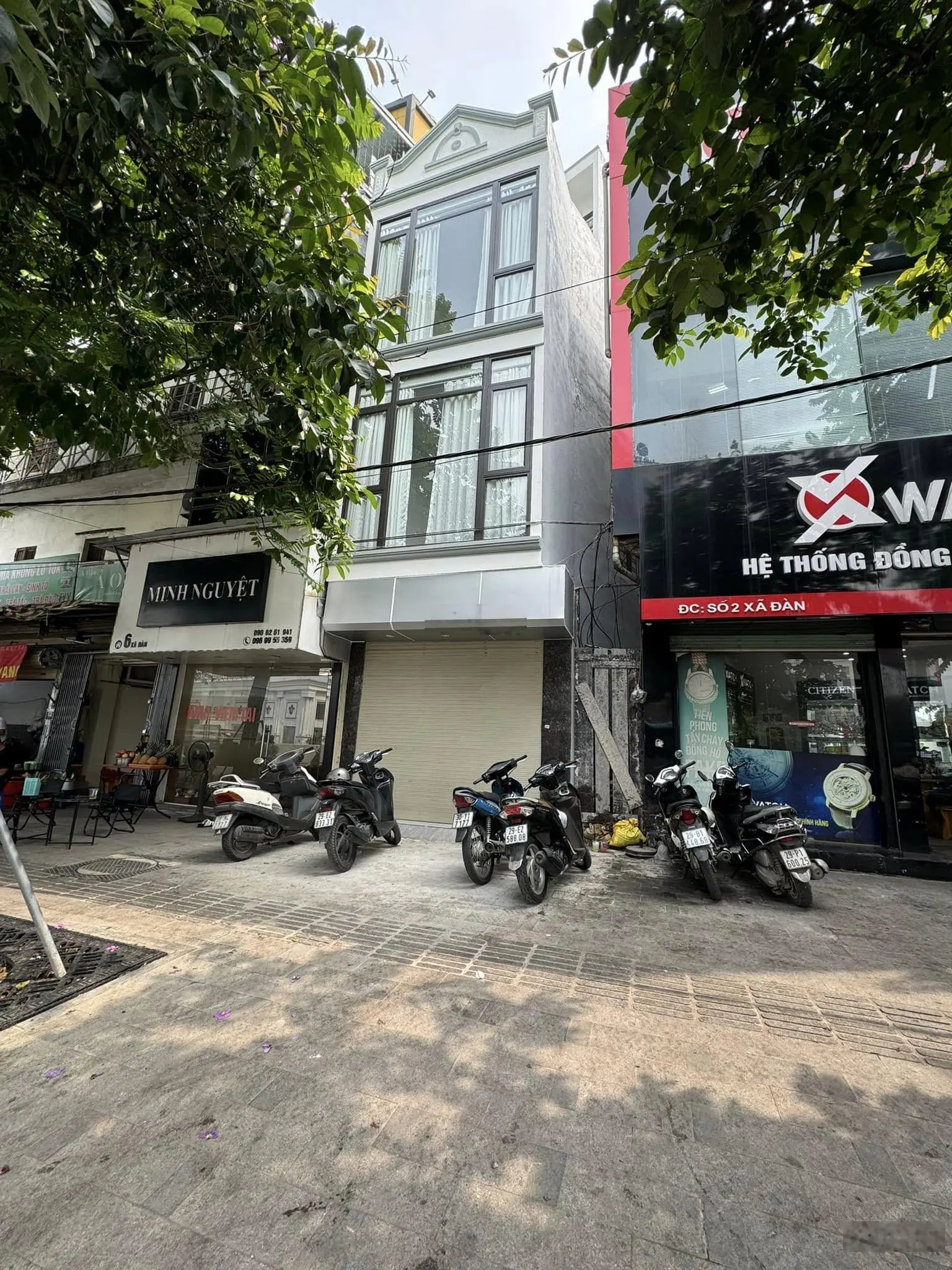 Gia đình bán nhà mặt phố SỐ 4 XÃ ĐÀN - KIM HOA 4 TẦNG LÔ GÓC 3 thoáng vỉa hè 7m hơn 14 tỷ