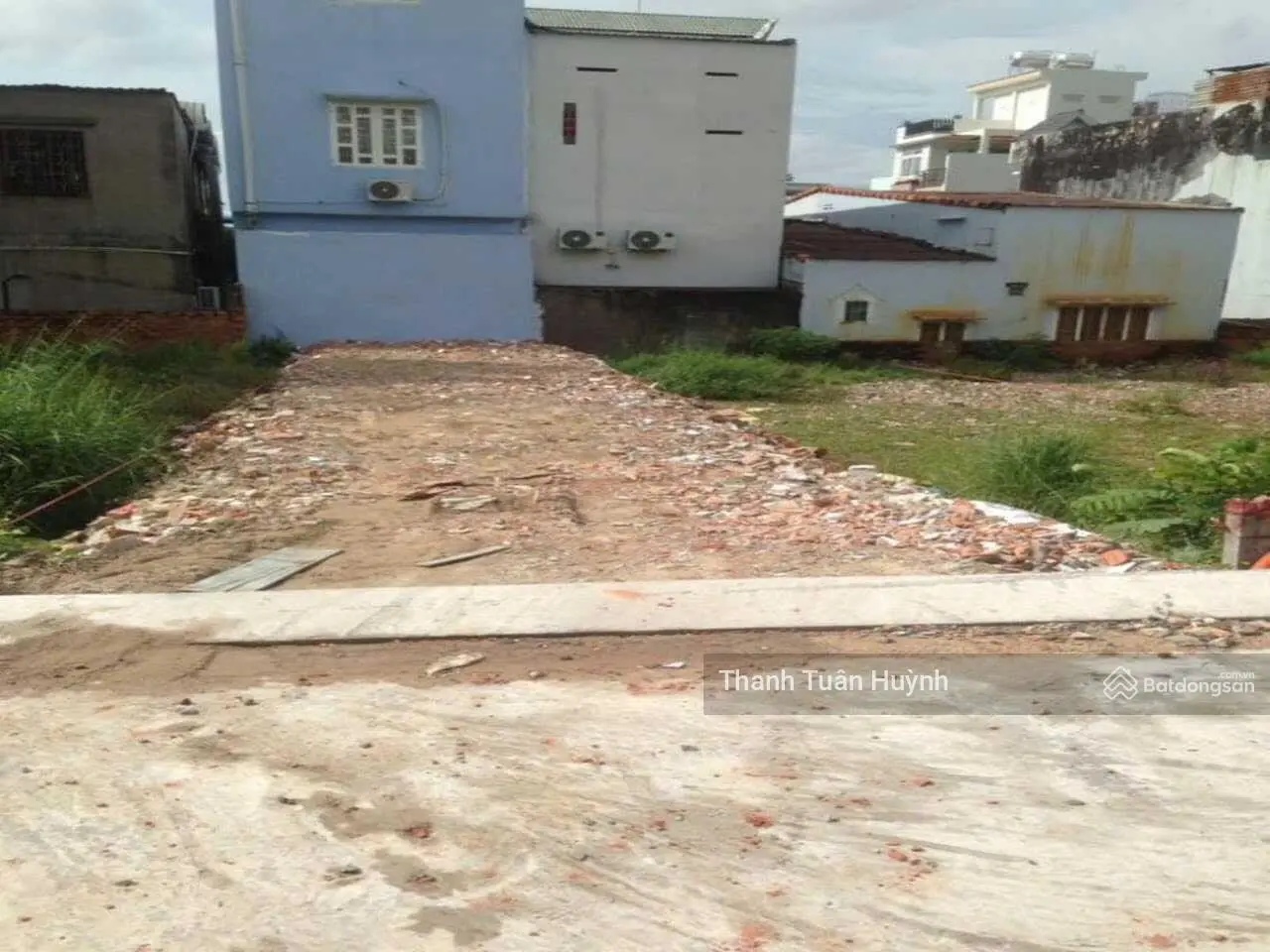Kẹt tiền bán đất Đ.Hương Lộ 2, Gần THCS Kế Sách, Sóc Trăng giá 450triệu /100m2 . Sổ Hồng Riêng .