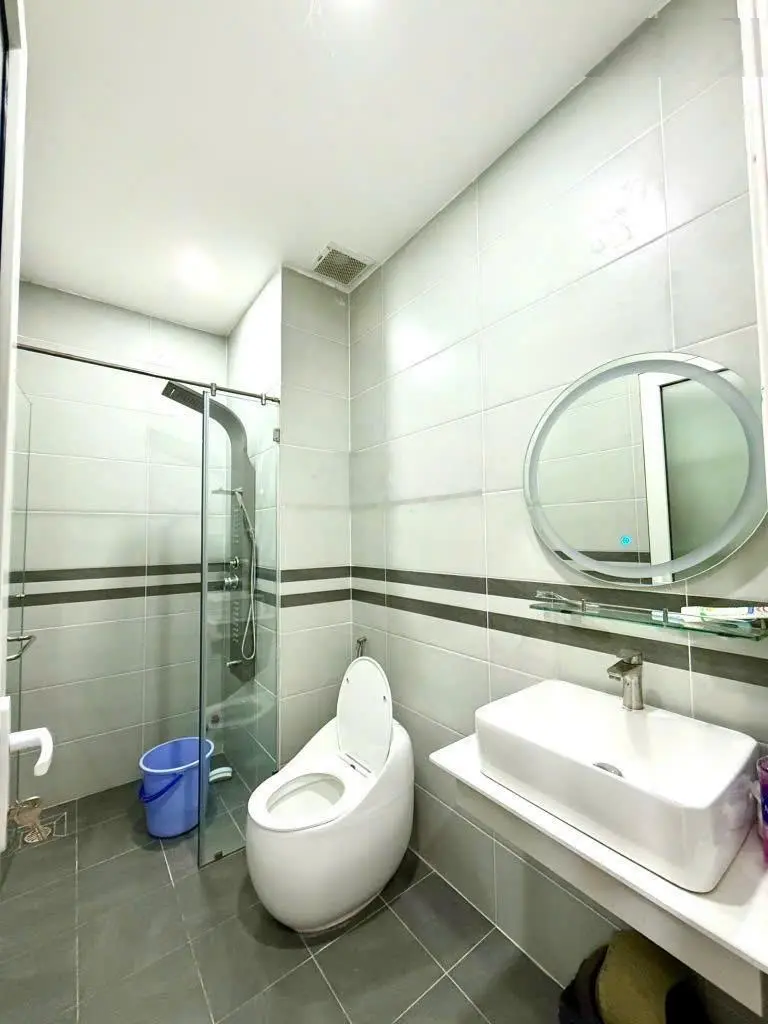 Bán nhà Đẹp 4,2m x16m.xây 1 lủng 3 lầu hẻm nhựa 12m có vỉa hè đường TA16,phường Thới An.quận12