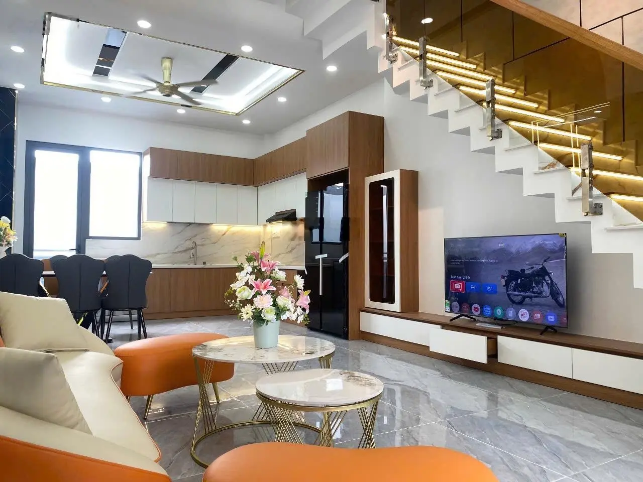 7,2 tỷ CẦN BÁN NHÀ 4 TẦNG đường 24, P. Linh Đông, TP. Thủ Đức DT đất: 4,35 x 15m = 66m²,