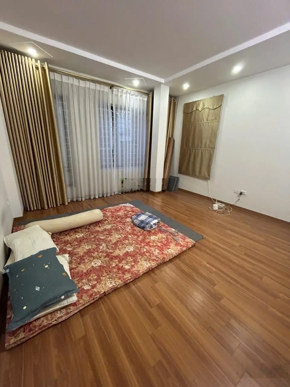 Chính chủ bán nhà Nguyễn Trí Thanh, Đống Đa, Hà Nội: ĐT 35mx5 tầng căn góc nhỉnh 6 tỷ
