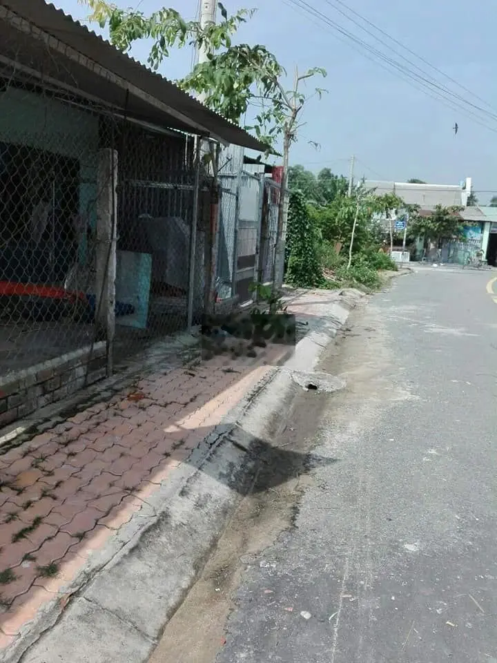 Chủ bán gấp nhà cấp 4 Giá 890tr đường Phạm Thị Thàng xã Phước Hiệp