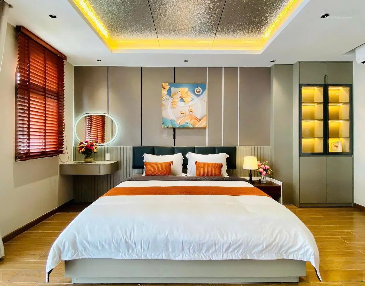 Bán Căn Góc 2 Mặt Tiền HXH 6m Nguyễn Văn Công (DT:4x15m CN 57m2 + 5 Tầng+ ÔTô Ngủ Trong Nhà)-8,9 TỶ