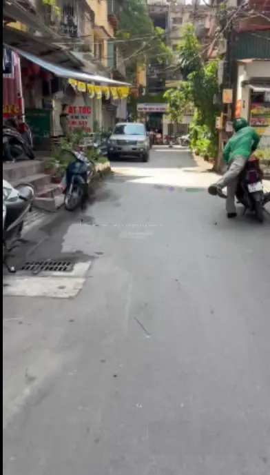Bán nhà tập thể Nguyễn Trãi trung tâm q. Thanh Xuân 42m2 1pk bếp 2pn 1vs. Nhà như khách sạn 2,85tỷ