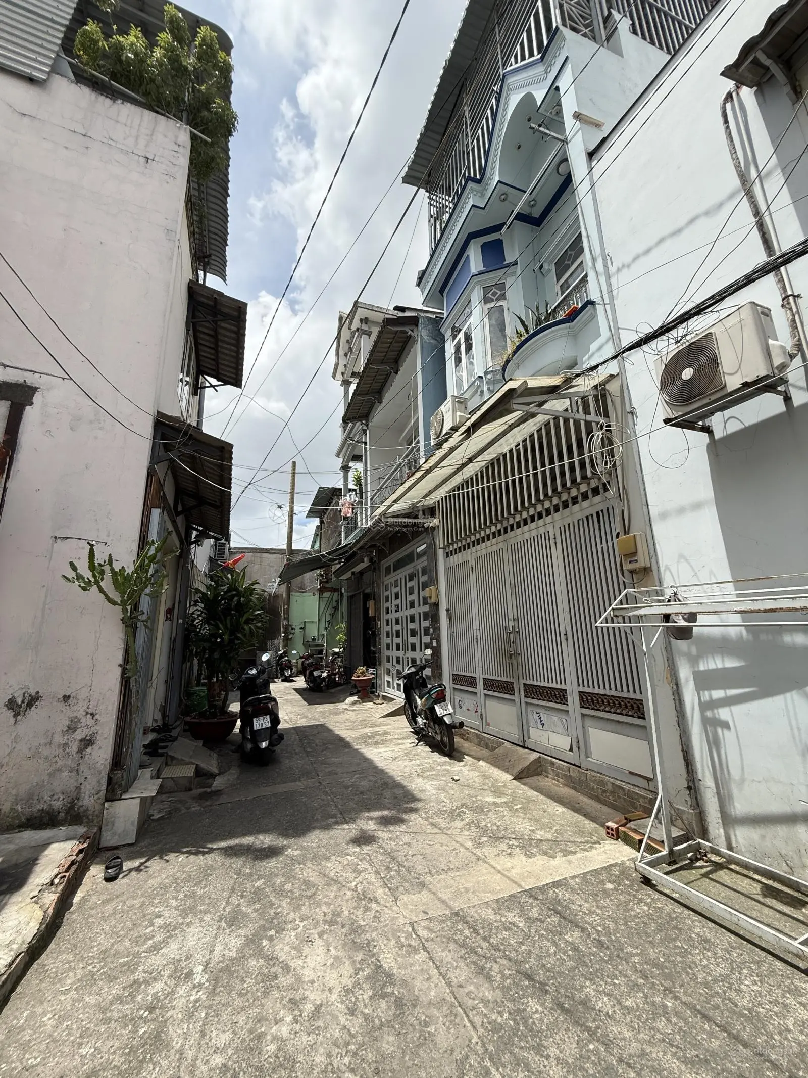 Tìm nhà tầm tài chính 4.x tỷ nhưng vẫn muốn ô tô đậu cửa? Huỳnh Văn Nghệ - Tân Bình.
