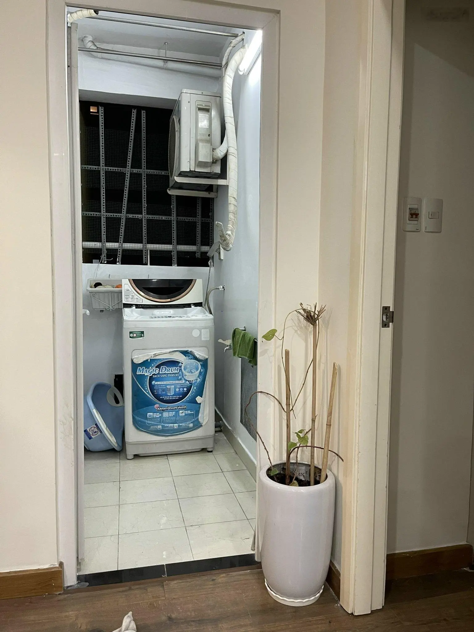 Cần bán căn hộ Sunview Town 2PN2WC 59m2 nội thất full đẹp ĐÃ CÓ SỔ ở Thủ Đức giá chỉ 1tỷ820