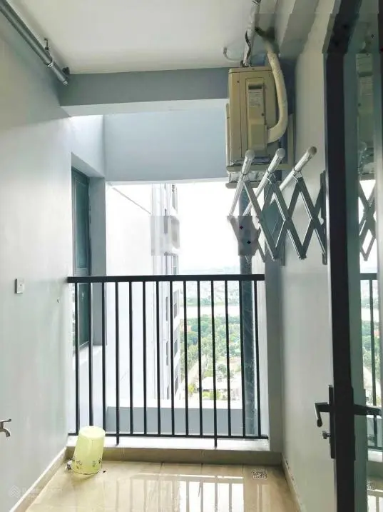 Chủ nhà định cư nước ngoài bán lỗ 400tr căn 2PN 70m2 The Rivana view hồ bơi giá còn 2,4 tỷ