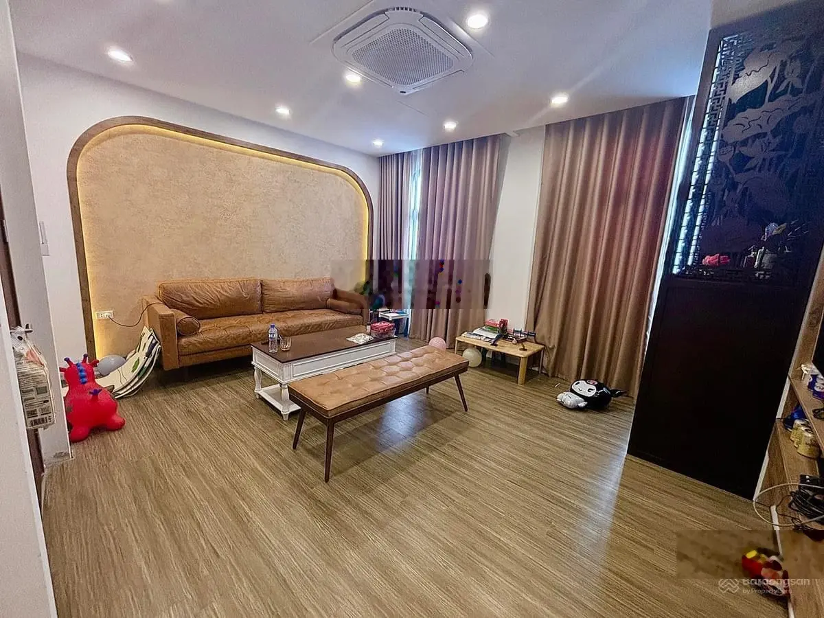 Bán nhà mặt phố Trường Chinh-Đống Đa kinh doanh siêu đỉnh ,ô tô dừng ngày đêm 45m2/5T/5.5mMT 23tỷ