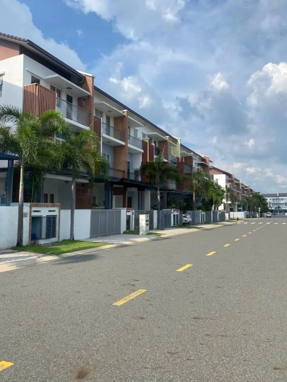 Bán nhà 90m2 đất tại Suncasa 1, Hoà Phú, Vsip2, Thủ Dầu Một, Bình Dương, Khu khép kín an ninh 24/7