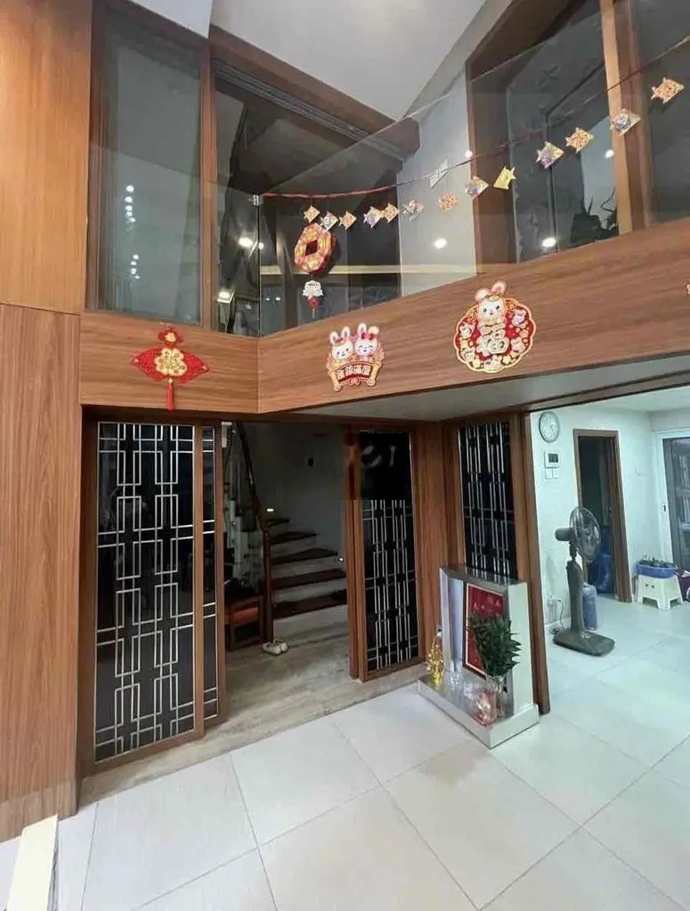 Biệt thự cao cấp khu Tên Lửa, DT 210m2, 3.5 tấm, giá 30 tỷ
