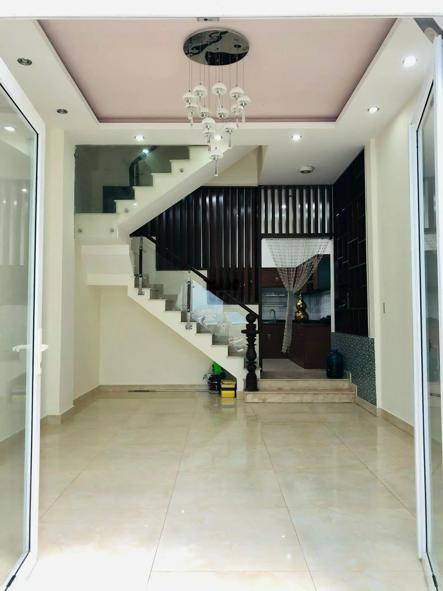 Bán nhà riêng tại Cách Mạng Tháng Tám, 11,8 tỷ, 51m2, view đẹp Hot!