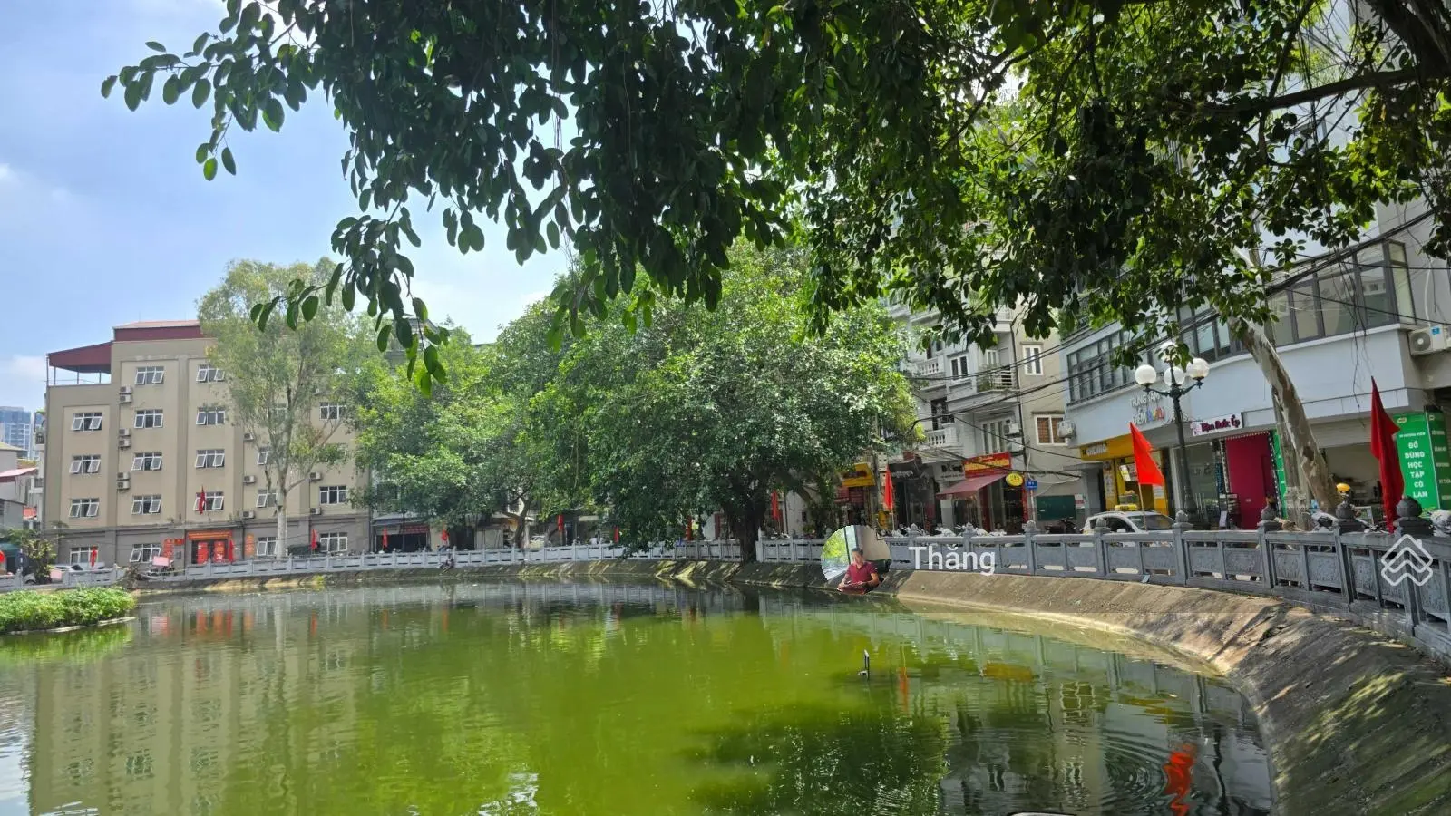 Mặt phố (mặt hồ) Hương Viên Quận HBT sổ đỏ 44m2 x mặt tiền = mặt hậu = 4.7m- chốt 19.3 tỷ - Xây Đẹp