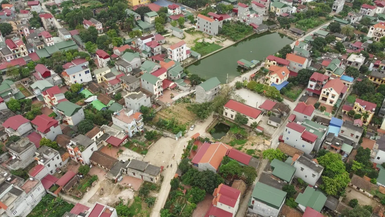 Vỡ nợ cần bán gấp đất mặt đường oto tránh nhau, chỉ nhỉnh 1 tỷ