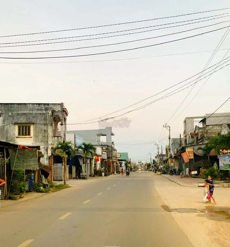 CẦN BÁN ĐẤT CHÍNH CHỦ - CÁCH CHỢ ĐẬP ĐÁ 1.5KM