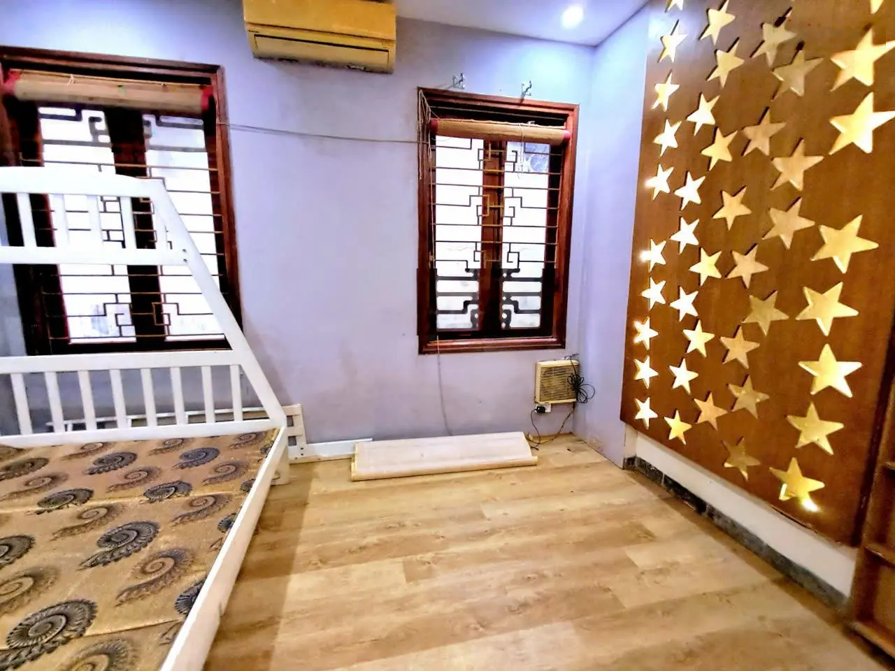 5.85 tỷ - 35m2 - Bạch Mai - Tạ Quang Bửu - nhà dân gần phố