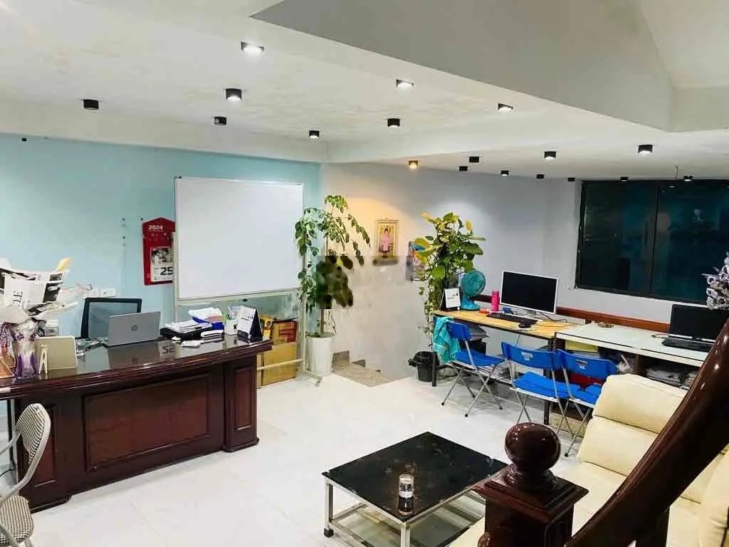 NHÀ 4 TẦNG ĐẸP Ở NGAY - ĐƯỜNG OTO ĐỖ KÍN CỬA - QH TƯƠNG LAI THÀNH PHỐ