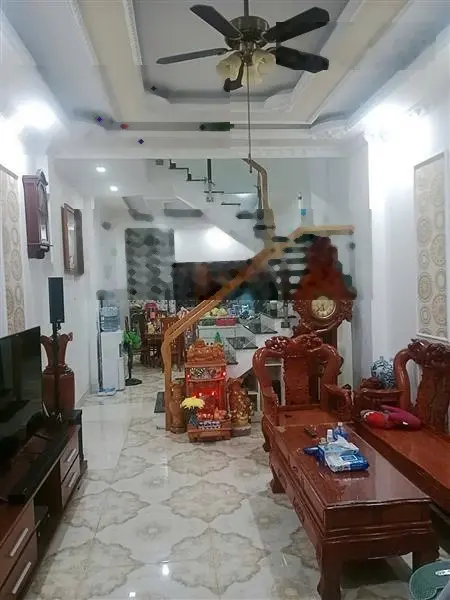 Bán nhà 4 tầng, 72m2, 4pn, xe hơi ngủ nhà, sát măt tiền Lê Văn Thọ, P9, Gò Vấp