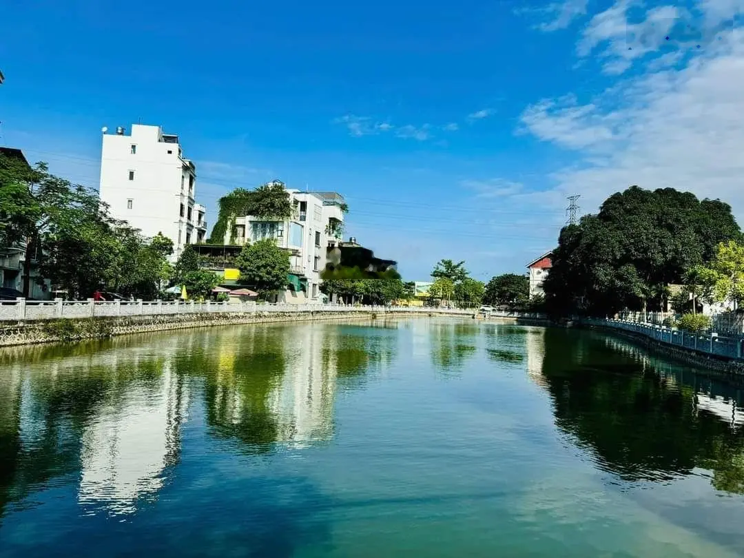 Bán Gấp mảnh đất siêu hiếm Đức Diễn. 69m2 ngõ to như phố, ô tô tránh kinh doanh sầm uất