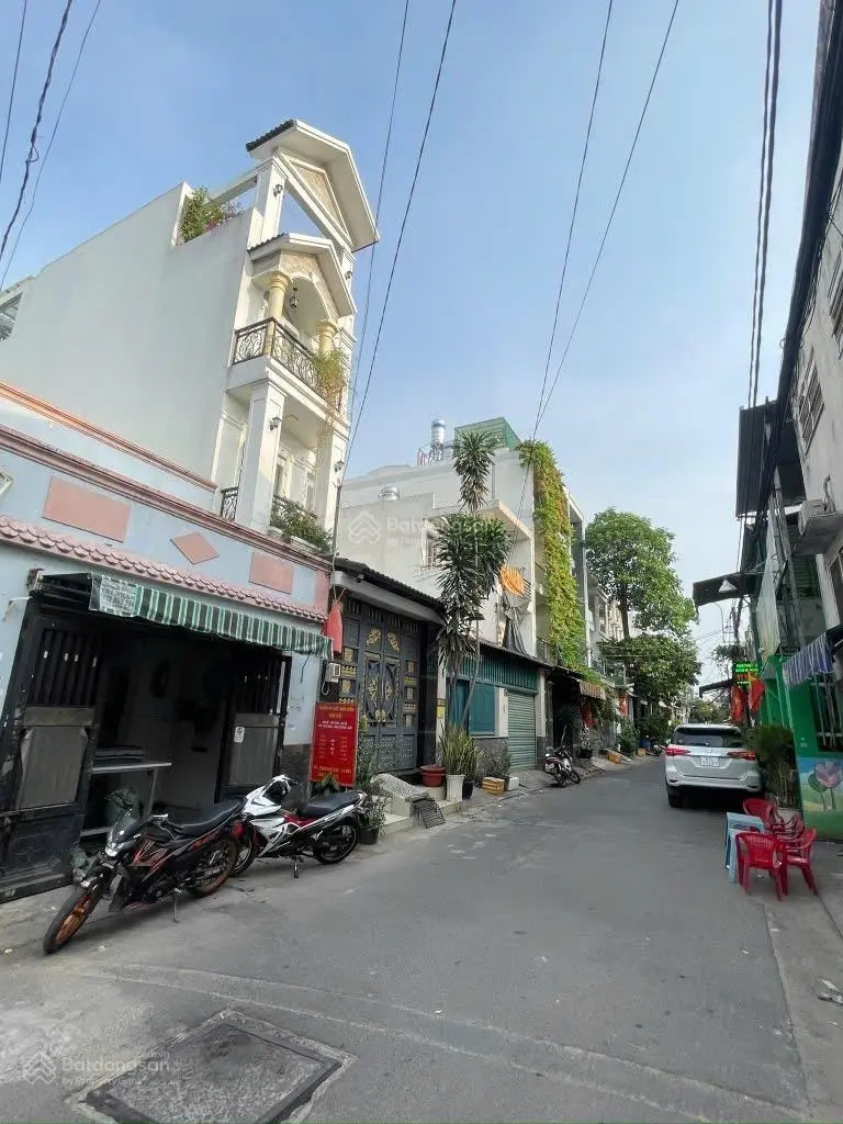 4x18m- nhà 2 tầng 3pn mới tinh, hẻm xe tải 6m thông- Lô Tư- BHH A giáp Tân Phú, chỉ hơn 5 tỉ