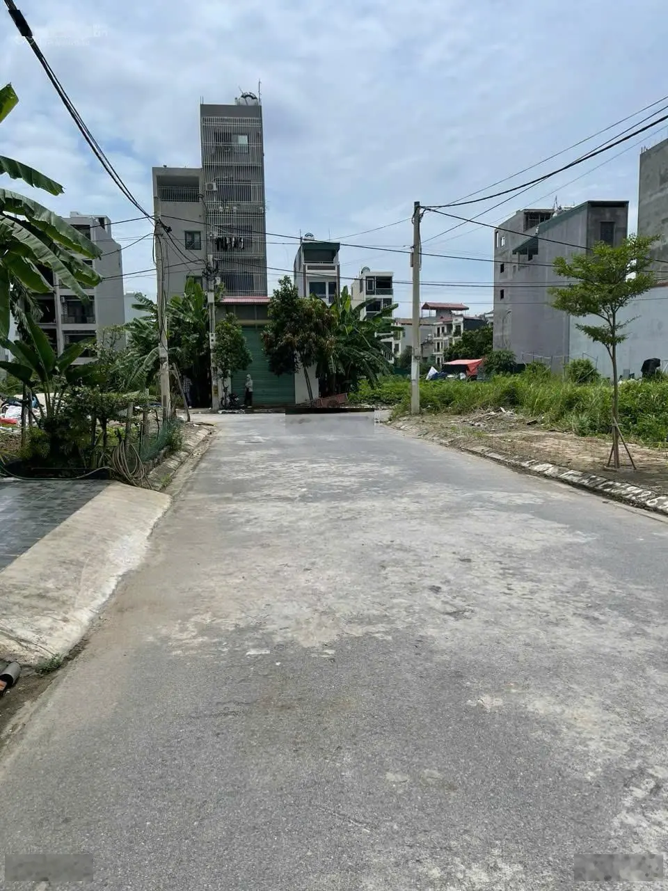 Nhà 5 tầng, khu đấu giá lai xá, 75m2, gần trường đại học thành đô, cách đường 32 chưa tới 1km
