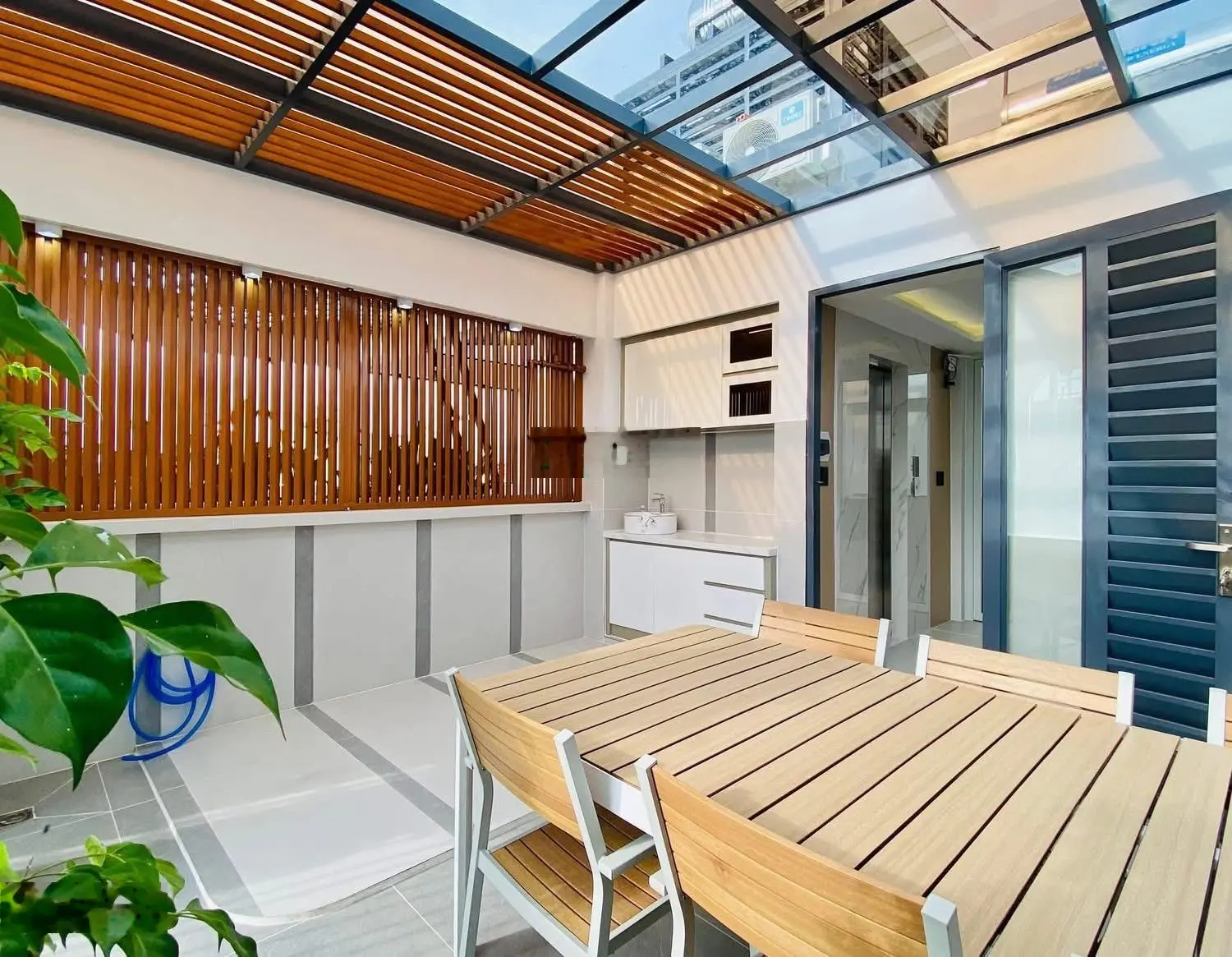 Nhà đẹp 80,6m2 cho thuê 28triệu/th. Nguyễn Đăng Giai - Thảo Điền - Q2, gần Vincom Thảo Điền