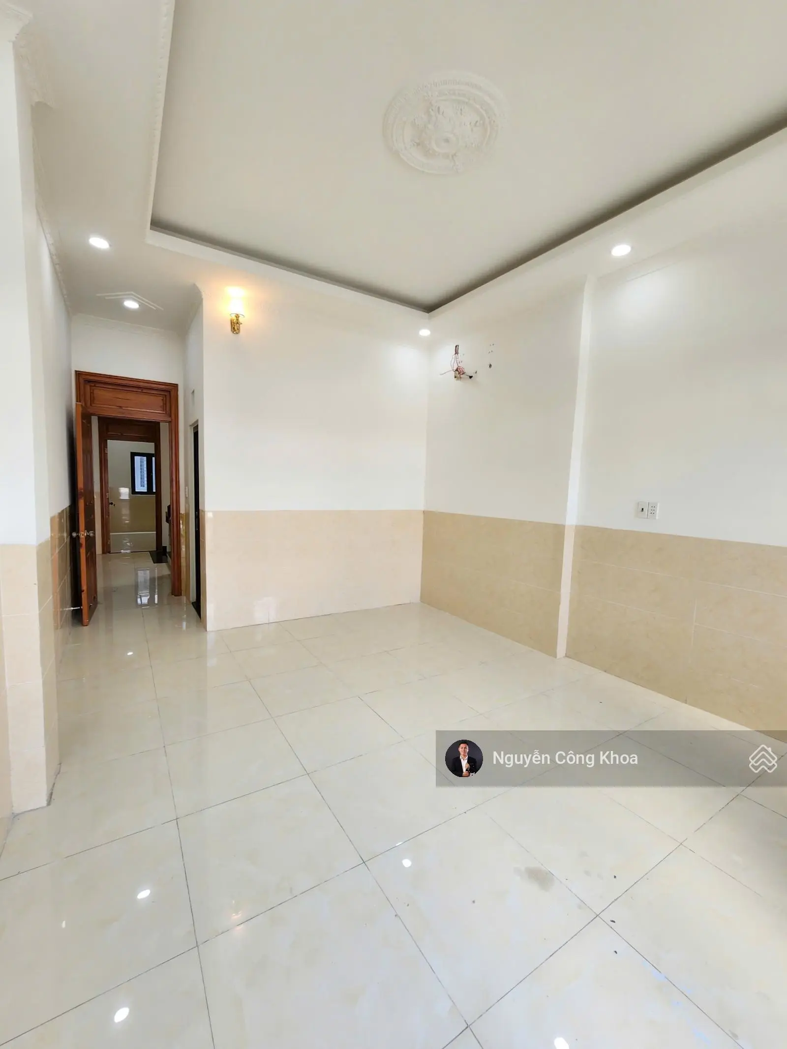 Bán nhà đúc 3 tấm, có không gian rộng để kinh doanh, MT đường rộng 17m P. Bình Chuẩn, Thuận An