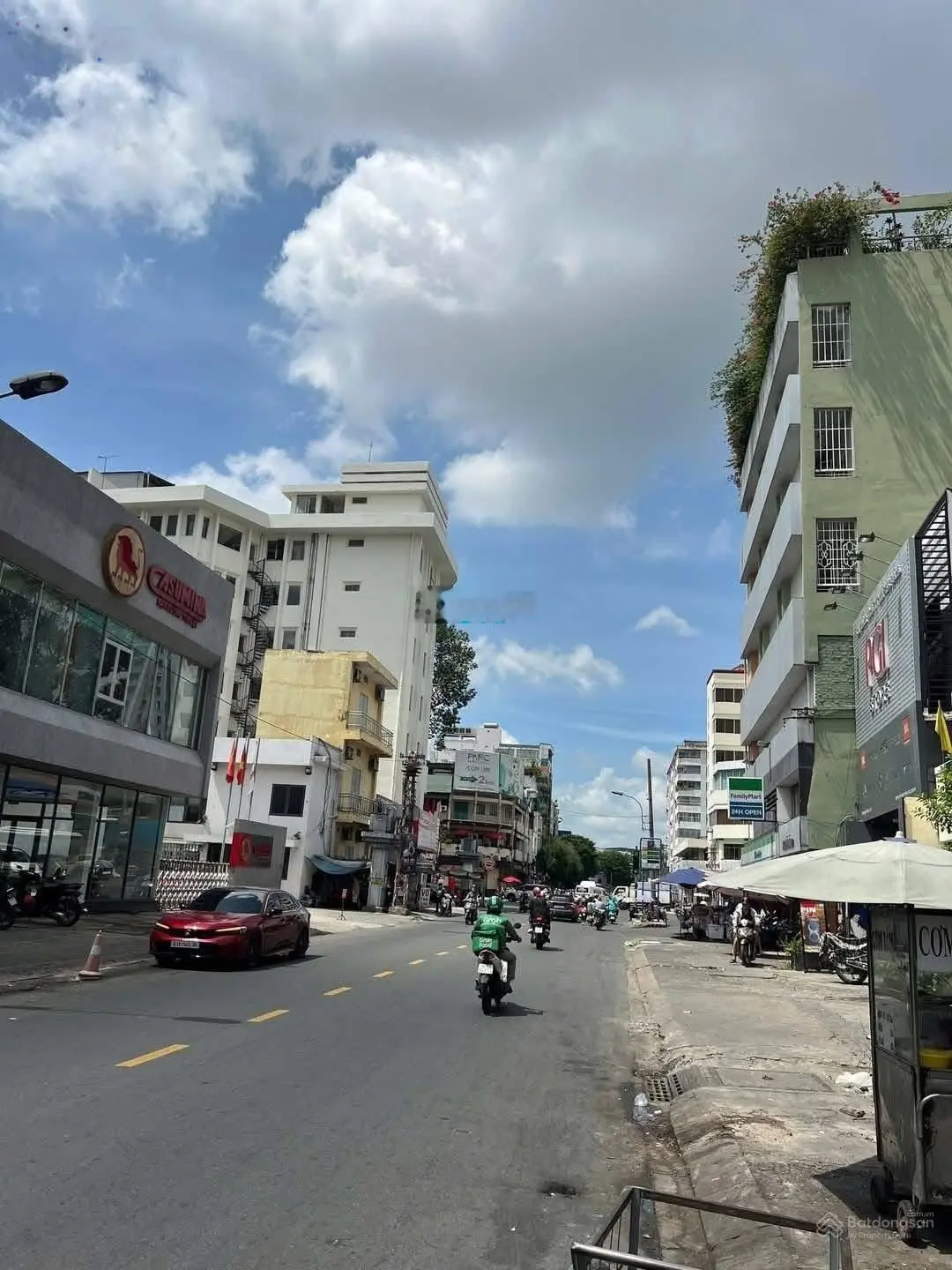 Bán nhà mới xây đẹp lung linh đường Nguyễn biểu P2 Q5. Hẻm thẳng cách đường 30m (4x14m) 8.9 tỷ
