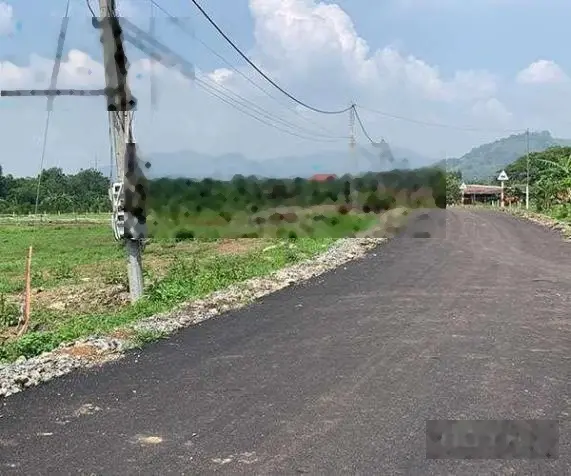 Bán gấp 3007m2 giá 350triệu bao sổ hồng riêng, ngay sát bên chợ và trường trung tâm thị xã Bình Phư