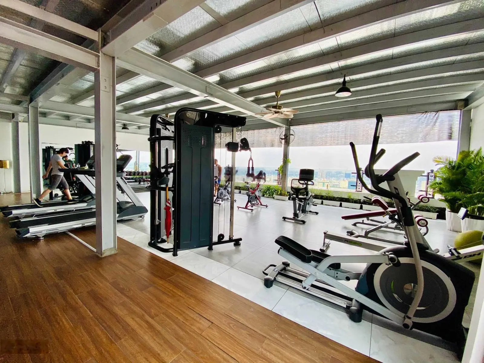 Bán nhiều căn hộ Leman Luxury Apartment giá ngộp, giá thật full nội thất. LH 0934 004 ***