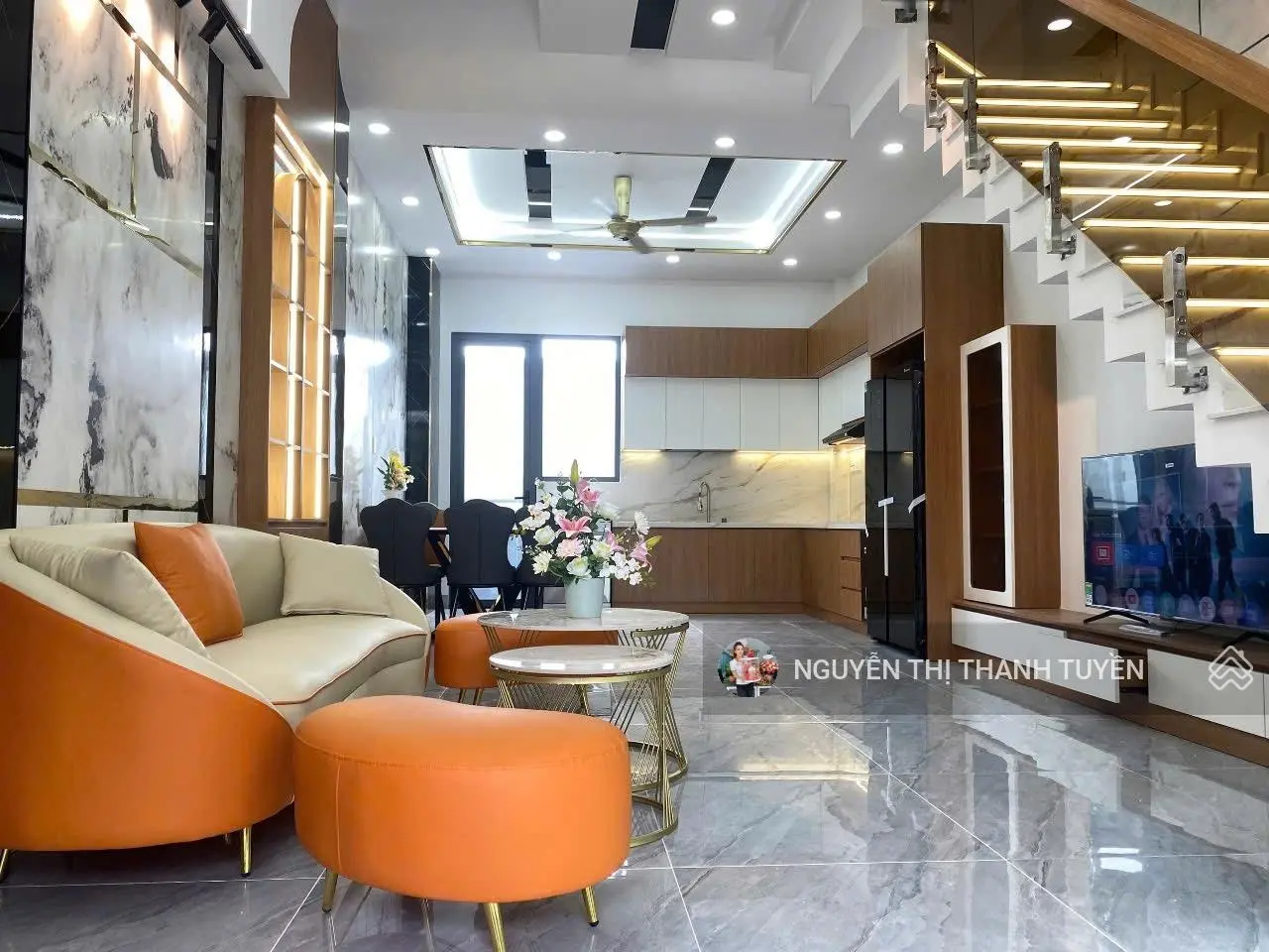Siêu phẩm 4 tầng mới tinh đường 24 P.Linh Đông - DT chuẩn (4.35x15m) có Gara Ôtô Giá cực tốt