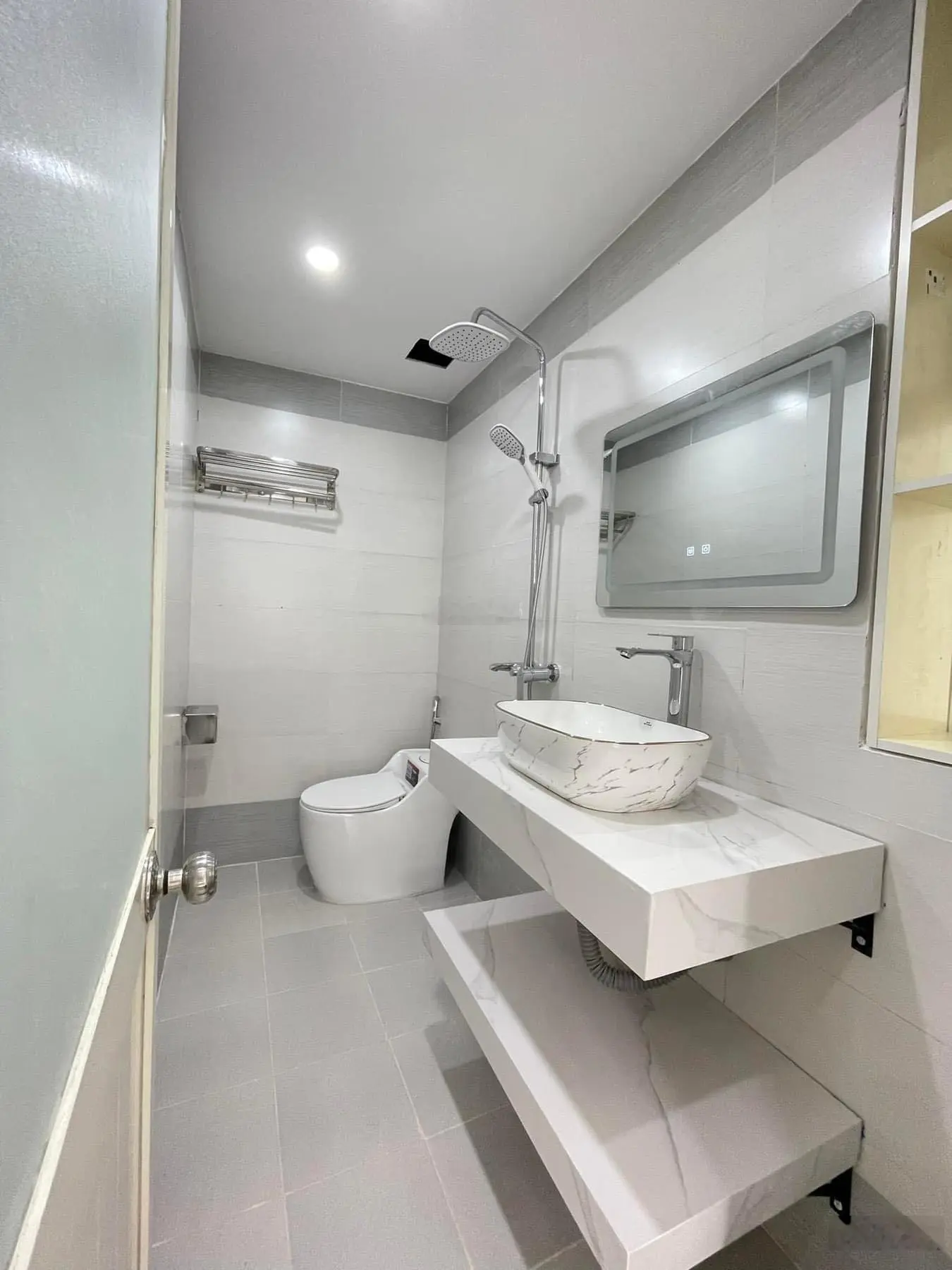 Hàng Hiếm Phú Lương 45m2*5Tầng. 6phòng ngủ, 300m ra Đại Học Đại Nam .30-50m ra chợ ,trường c1,c2,c3