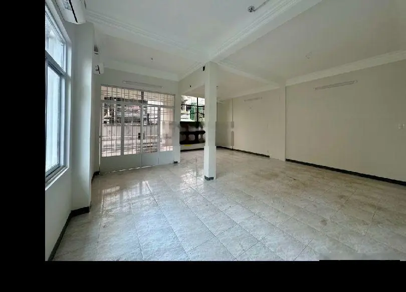 Nhà mặt phố giá 15 tỷ VND, vị trí đắc địa tại Quận 8, Hồ Chí Minh