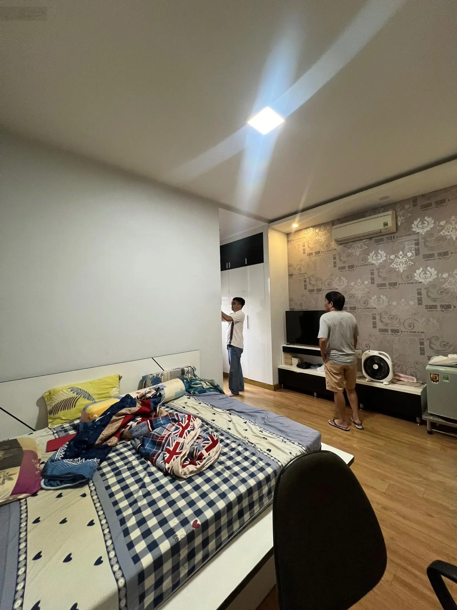 Nhà đẹp khu vip Tân Sơn Nhì - Gò Dầu - ngang khủng 4.5x19m - 4 tầng - giá nhỉnh 10 tỷ