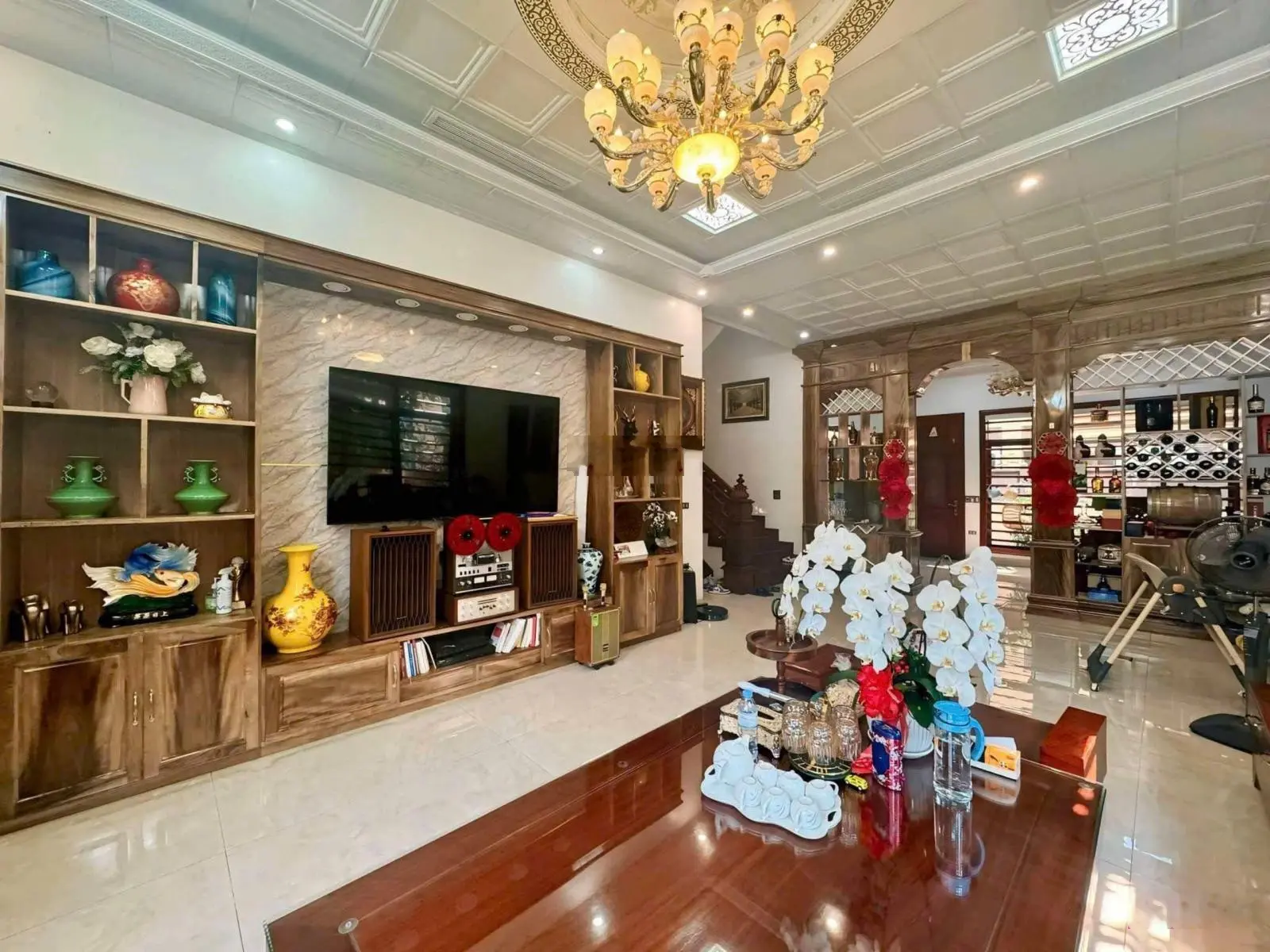 Bán biệt thự HUD Trầu Cau, 192m2, MT 12m, giá 28 tỷ