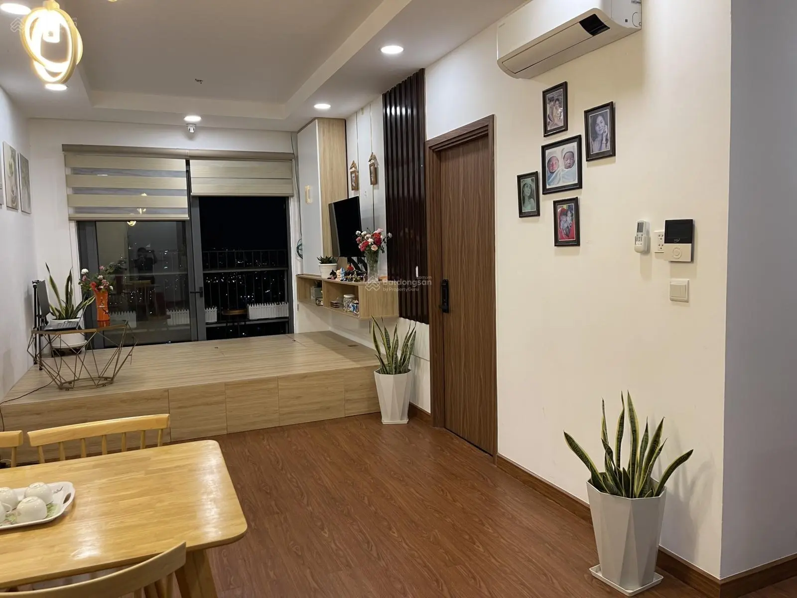 Bán Nhánh Căn 2PN 2WC Rộng 75m2 Nhà Có Sổ Giá 3,85 Tỷ - Nhà Đẹp Full Nội Thất , View Thoáng Mát