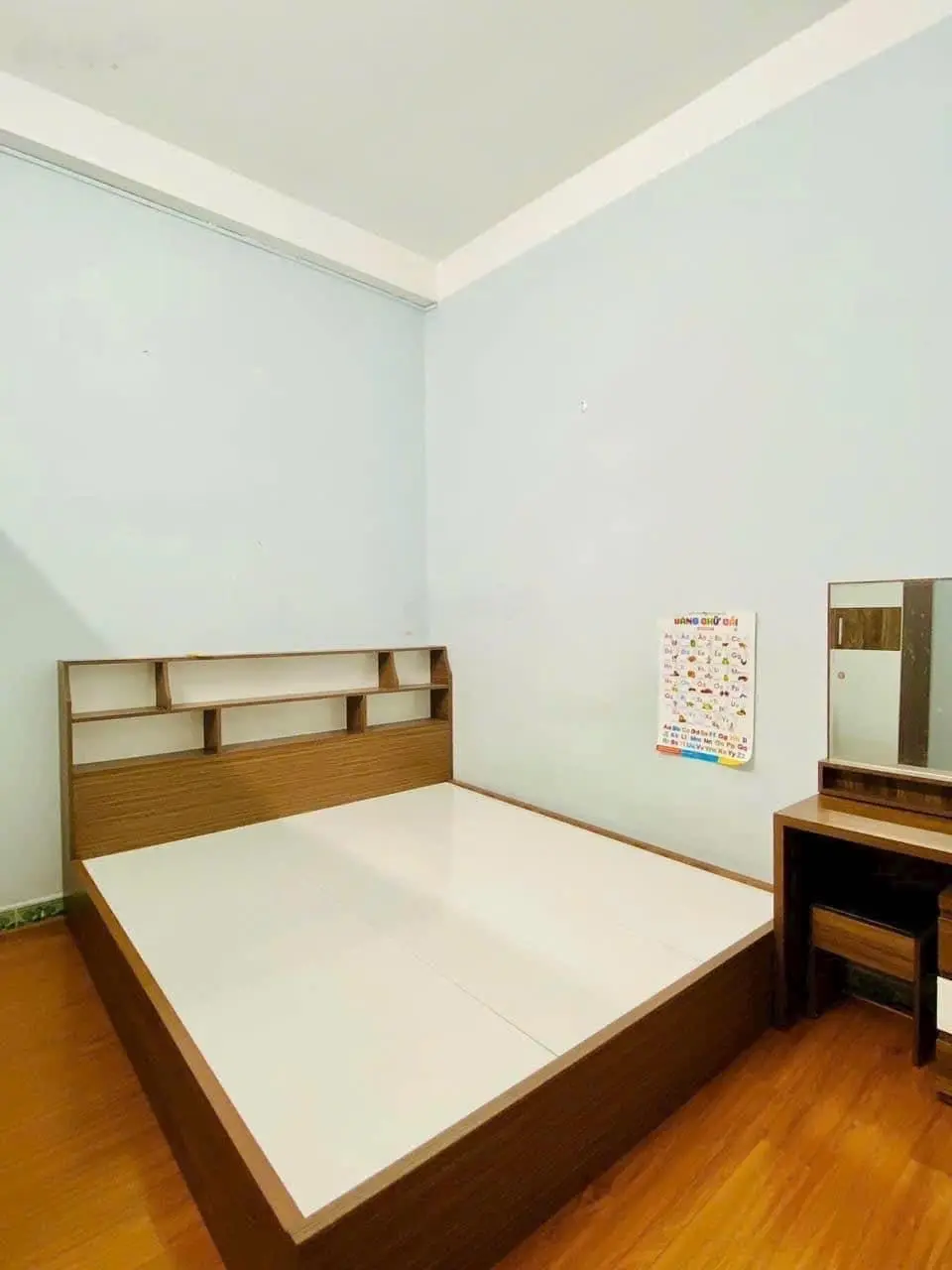 Bán căn nhà 67,1m2 đường Bùi Quang Là, P12, Q Gò Vấp giá bán 2tỷ800. Gần emart, trường học, hẻm 6m