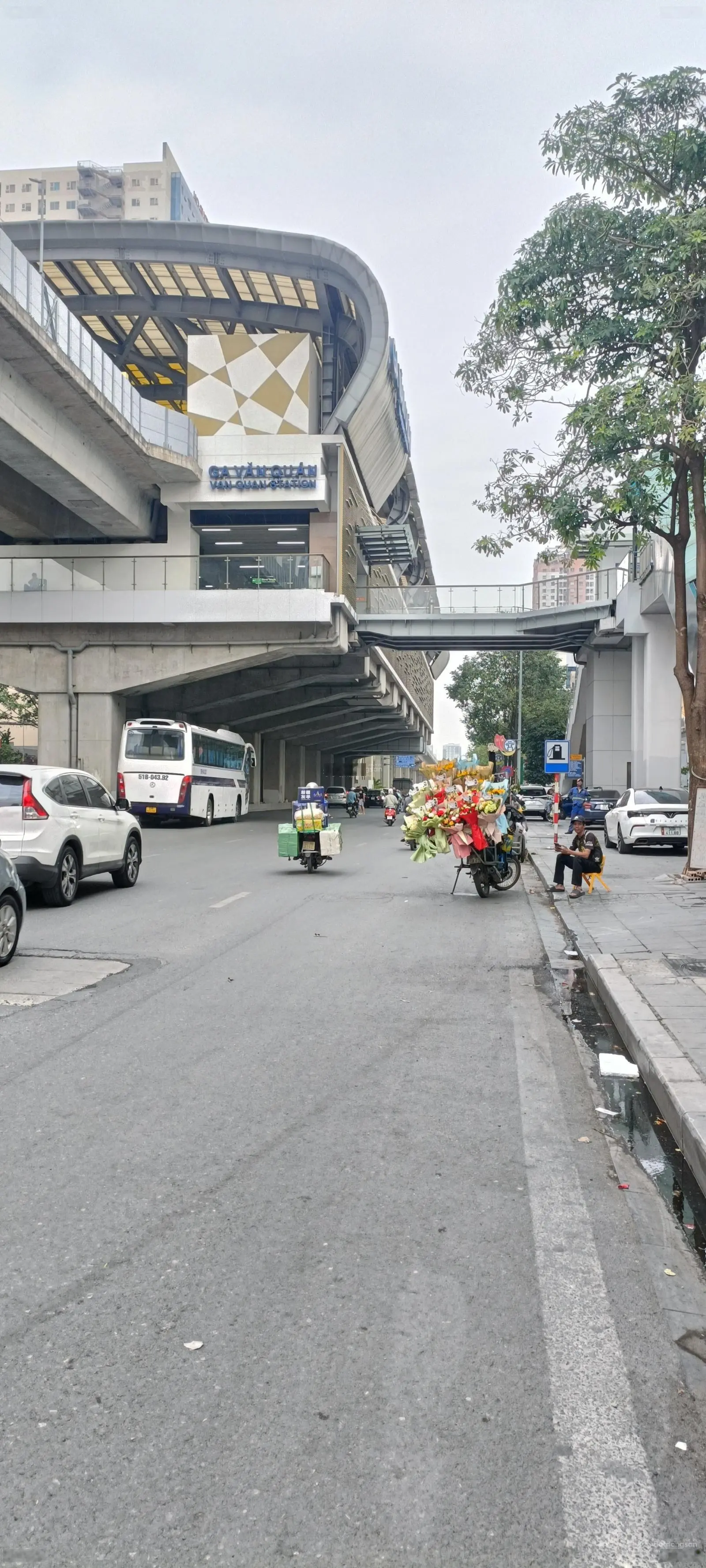 CCMN Chiến Thắng, Văn Quán, Hà Đông Dt 51m, 6 tầng THANG MÁY,12 P KK giá nhỉnh 10 tỷ, gần ô tô.