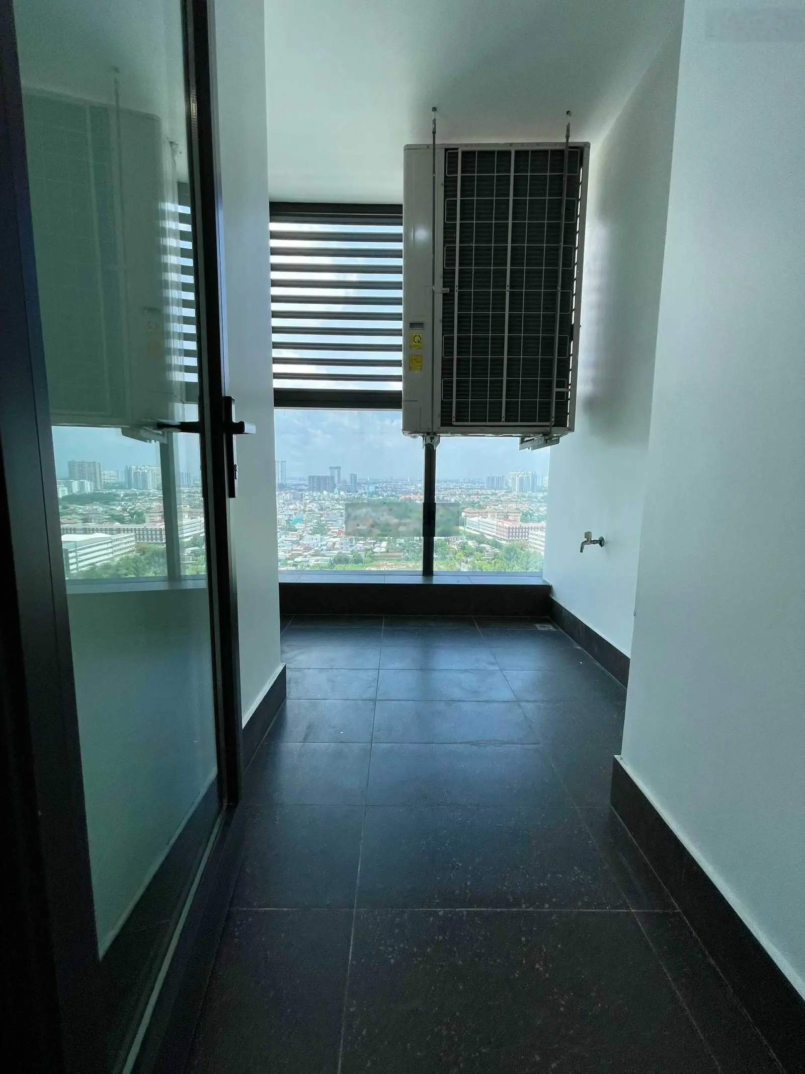 Rẻ nhất dự án chỉ: 6.5 tỷ cho căn 4 phòng ngủ rộng nhất Sunshine Sky City. Chỉ có duy nhất 1 căn