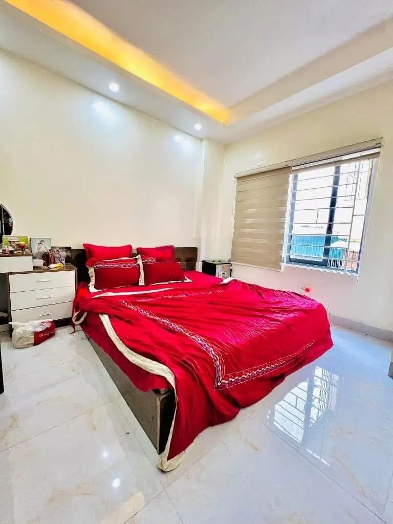 Bán NR phố Bạch Mai, 3,55 tỷ, 22m2, 4 tầng siêu xịn